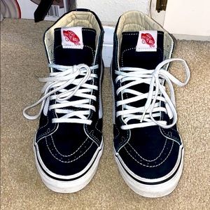 Women’s high top black and white VANS